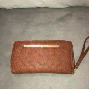 Steven Madden Wristlet